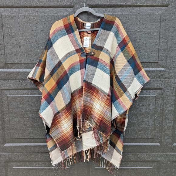 Sonoma Tops - NWT Plaid Shawl, Fringe Fray at Hem Indie Women's One Size